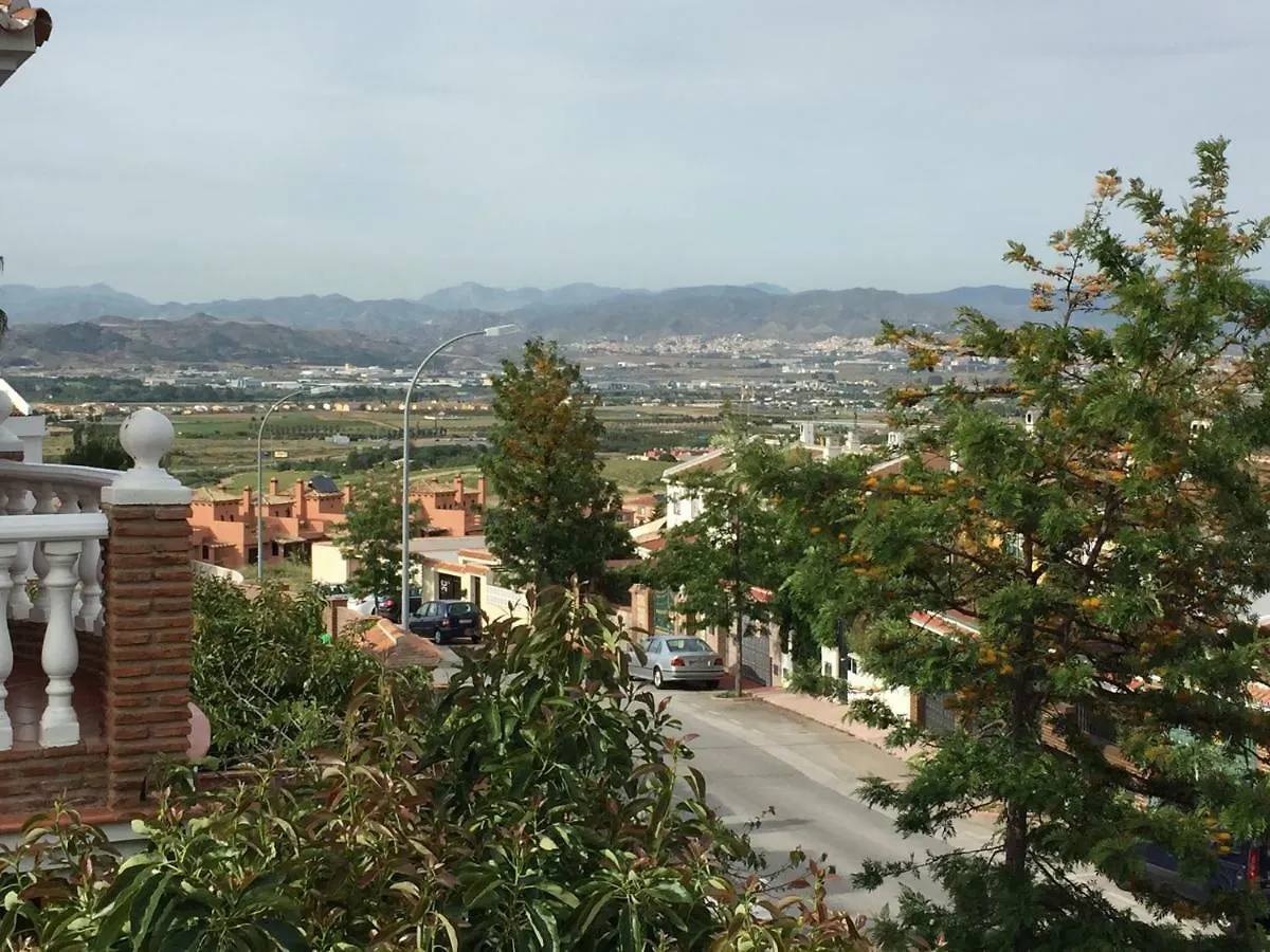 Σπίτι διακοπών Chalet Con Barbacoa, Chimenea Y Piscina En Alhaurin De La Torre 